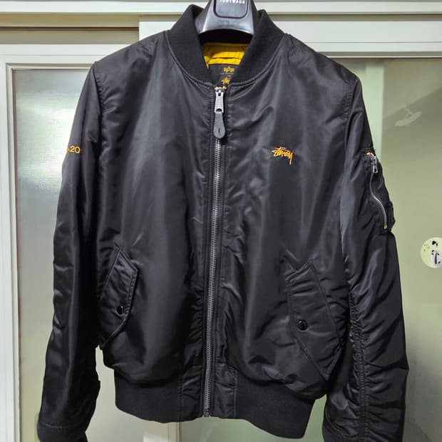 스투시 x 알파인더스트리 35주년 L