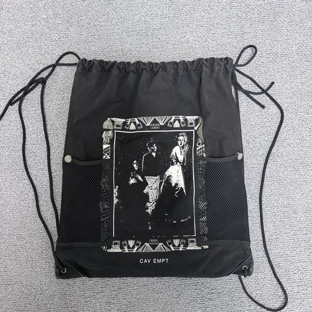 [OS] 카브엠트 Cav Empt 프레이트 백 팝니다