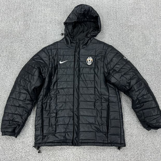 나이키 유벤투스 경량 패딩