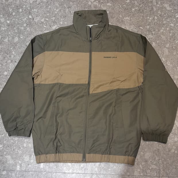 💥다이아몬드레이라 배색 자켓 카키 (M)