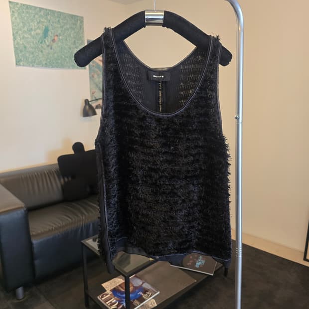 블랙 퍼 베스트