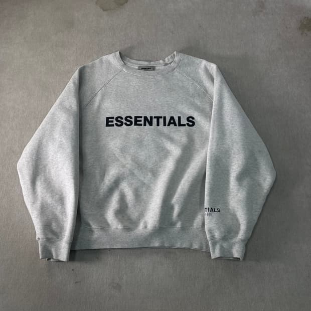 100 피오갓 에센셜 빅로고 맨투맨