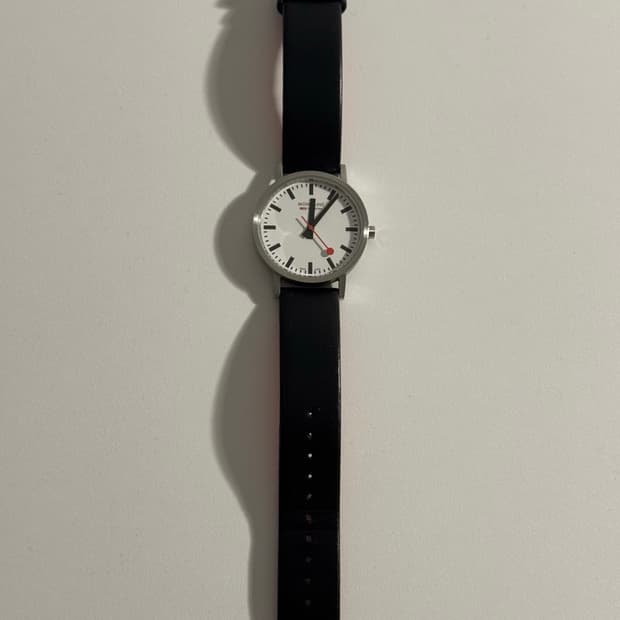 몬데인 클래식 36미리 가죽시계 A660 30314