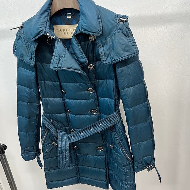 여) 버버리 브릿 틸블루 구스 롱패딩