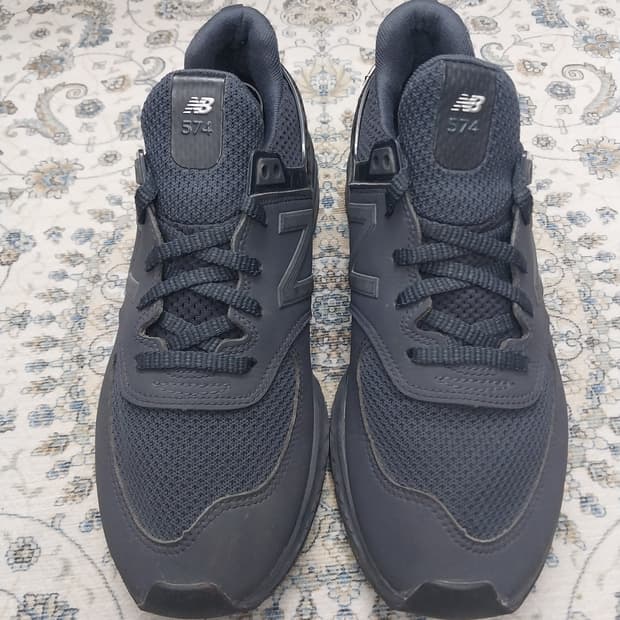 뉴발란스 574 올블랙 230mm