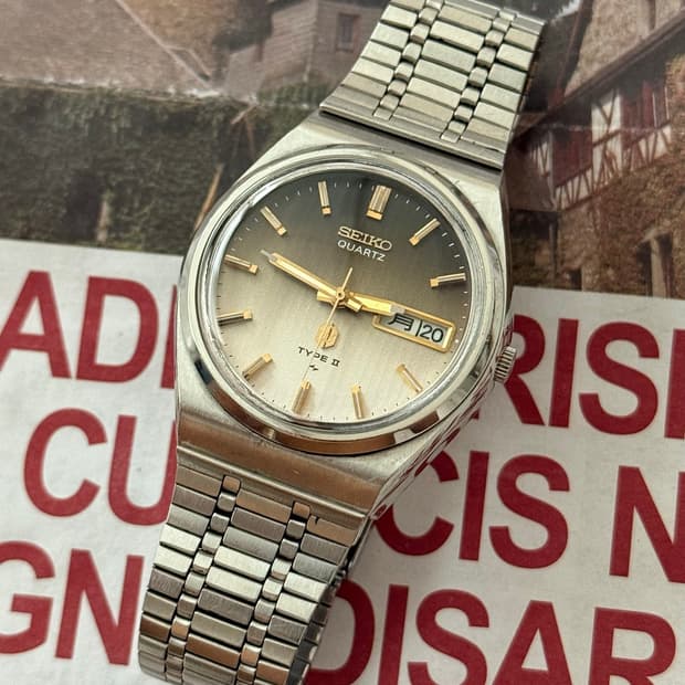 Seiko 세이코 쿼츠 Type II 투톤 그라데이션 1977