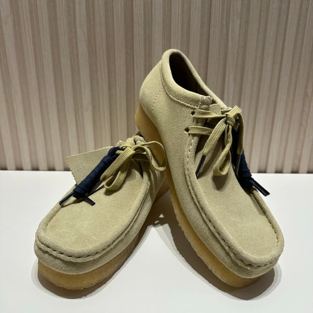 클락스 왈라비 메이플 스웨이드 UL6.5(255-260)