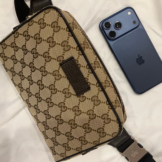 구찌 GG 수프림 캔버스 힙색 벨트백