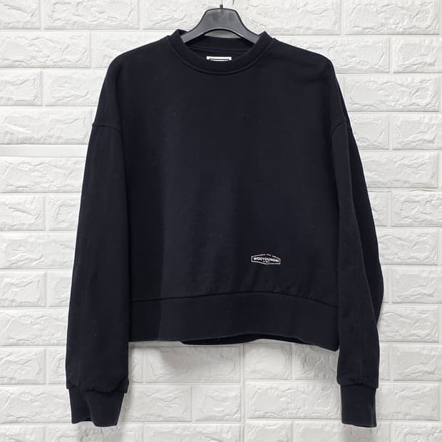 택포) 우영미 블랙 크롭 맨투맨 Free