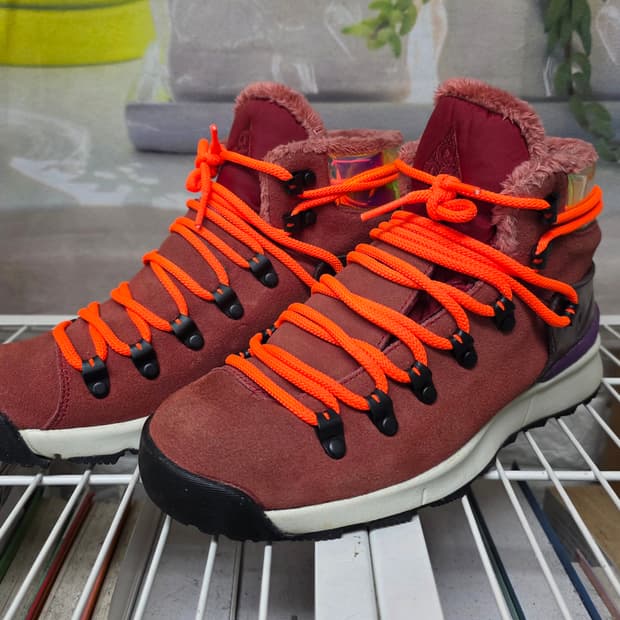 나이키 여성 겨울운동화 240 줌 아스토리아 하이탑 방한화 HD22