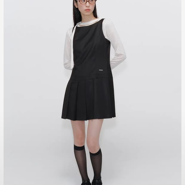 미세키서울 플리츠 원피스 블랙 pleats