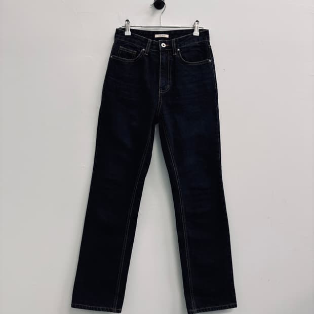 르 에떼(le ete) 클래식 스트레이트 생지 데님 팬츠 인디고