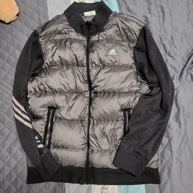 아디다스 니트조끼패딩