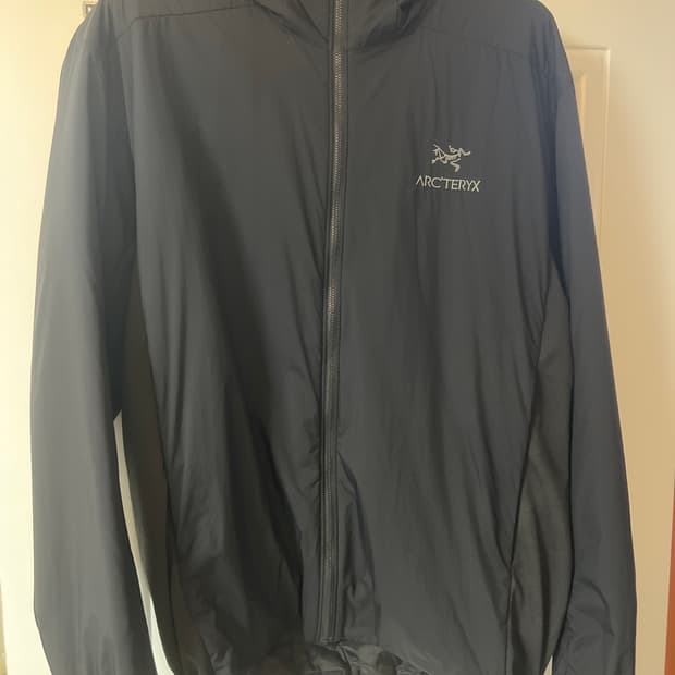 아크테릭스 아톰LT 아톰후디 블랙 XL 크림판