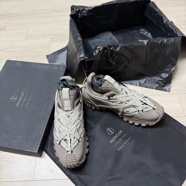 [New] 몽클레어x 릭오웬스 트레일그립 41size 