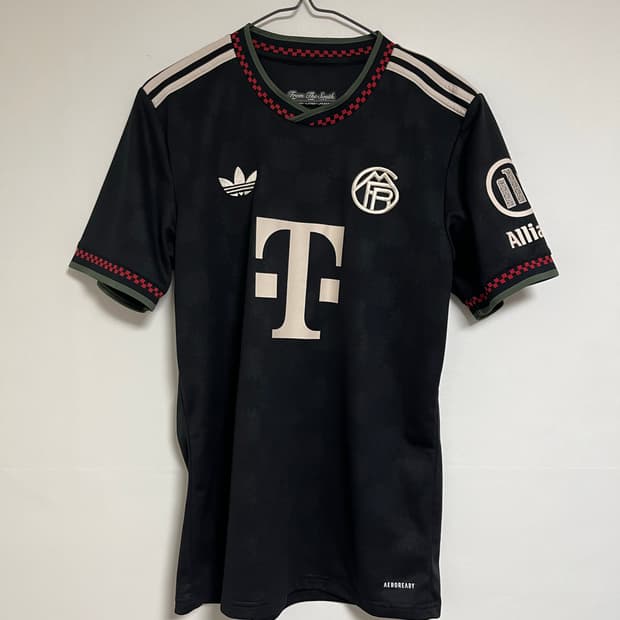 바이에른 뮌헨 25-26 써드 레플리카 져지