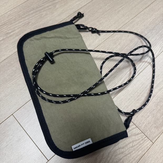 엔즈앤드민즈 ends and means pass case 여권케이스 