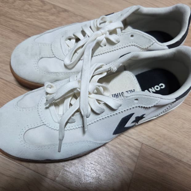 컨버스 런스타 트레이너 255 팝니다