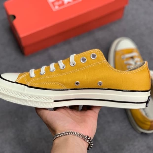 컨버스 척테일러 썬플라워 240