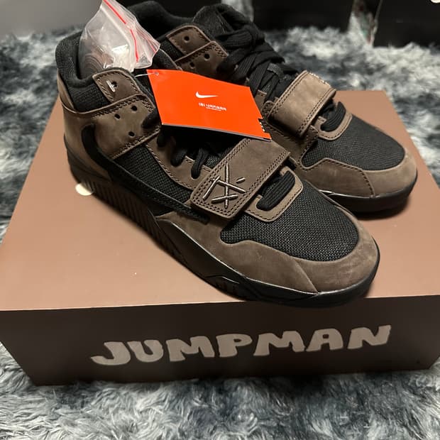 나이키 스캇 점프맨 다크모카