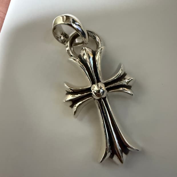 크롬하츠 스몰크로스 위드 베일