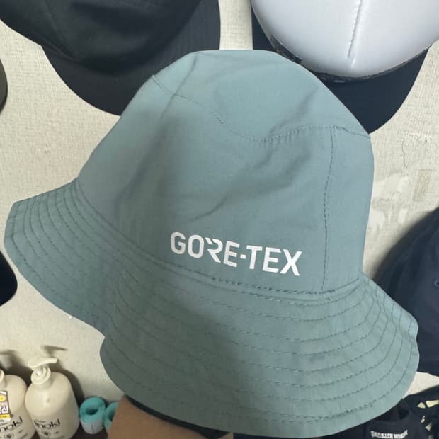 뉴에라 고어텍스 버킷햇 그린 ML