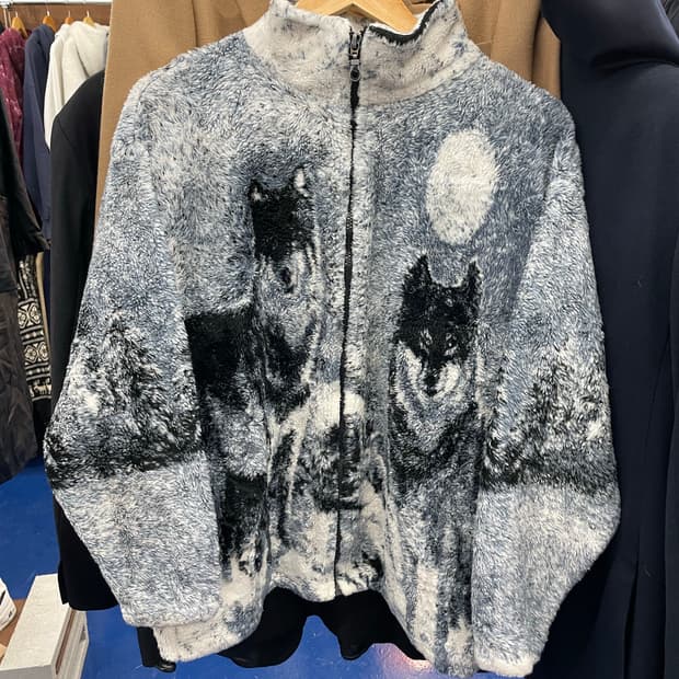 1990s USA Wolfs fleece jaket