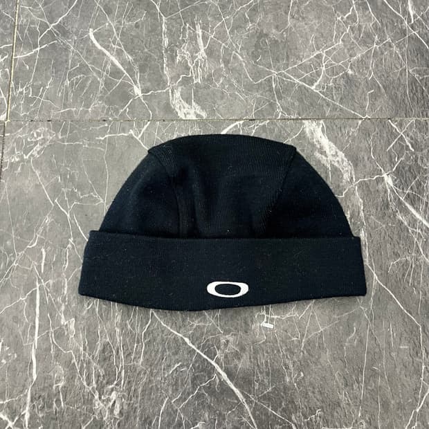 오클리 00s 블랙 와치캡
