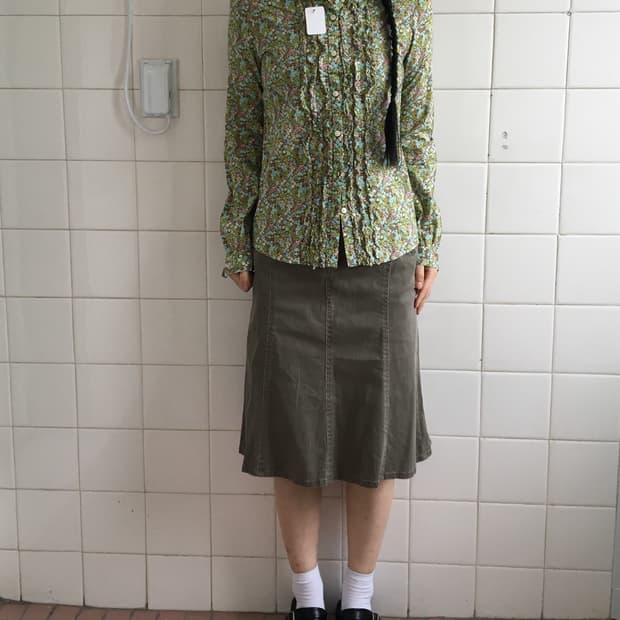 Flower pattern shirt