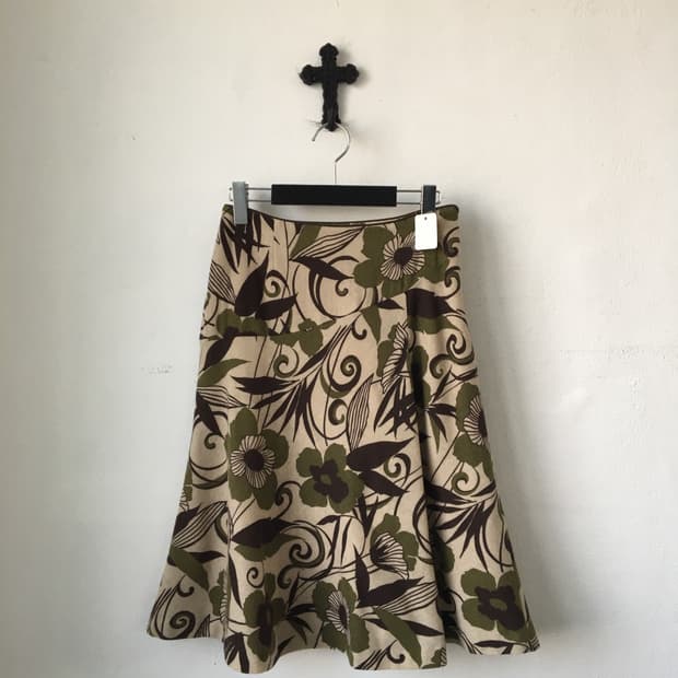 Pattern velour skirt