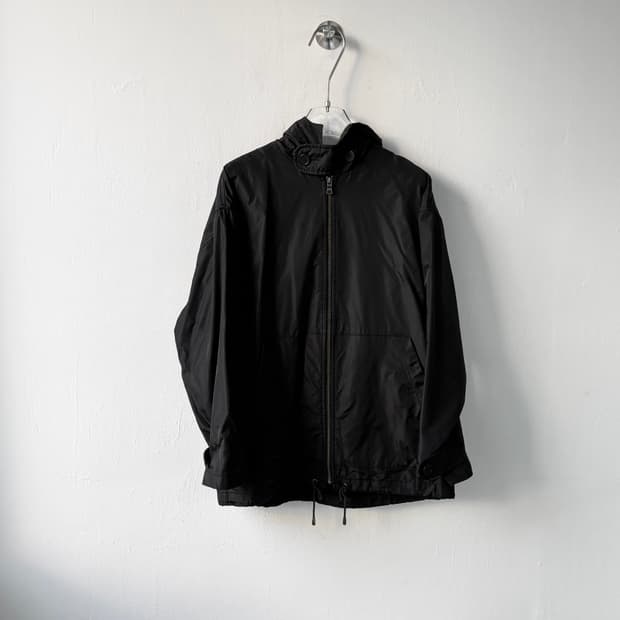 아르마니 익스체인지 90‘s 윈드 스토퍼