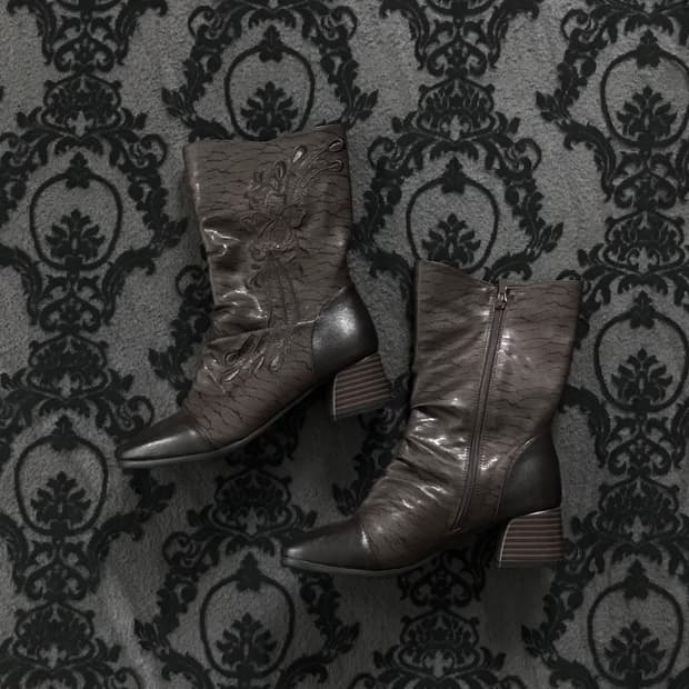 브라운 웨스턴 레더 자수 미들 부츠 