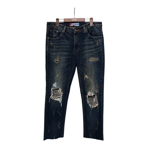 KANTURU JEANS 헤비 디스트로이드 데님 페이드 워싱 디테일