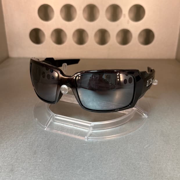 오클리 Oil Drum 오일 드럼 (2006)