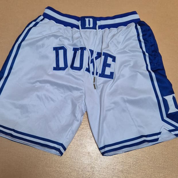 듀크 농구 반바지 