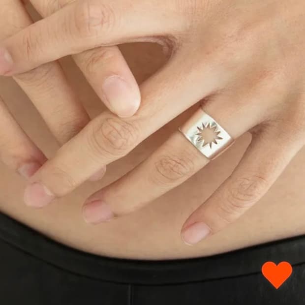 위로젝트 반지 구합니다