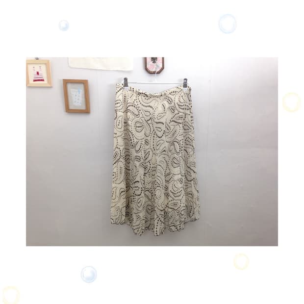 연베이지 도트 스커트