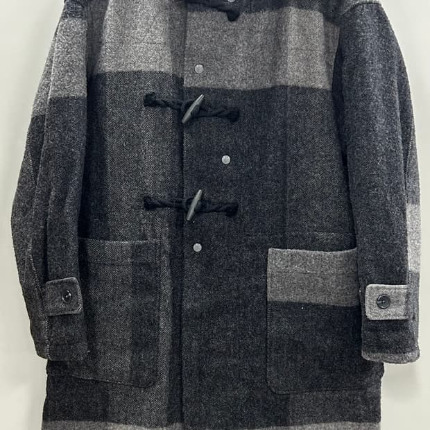 엔지니어드 가먼츠 더플 코트