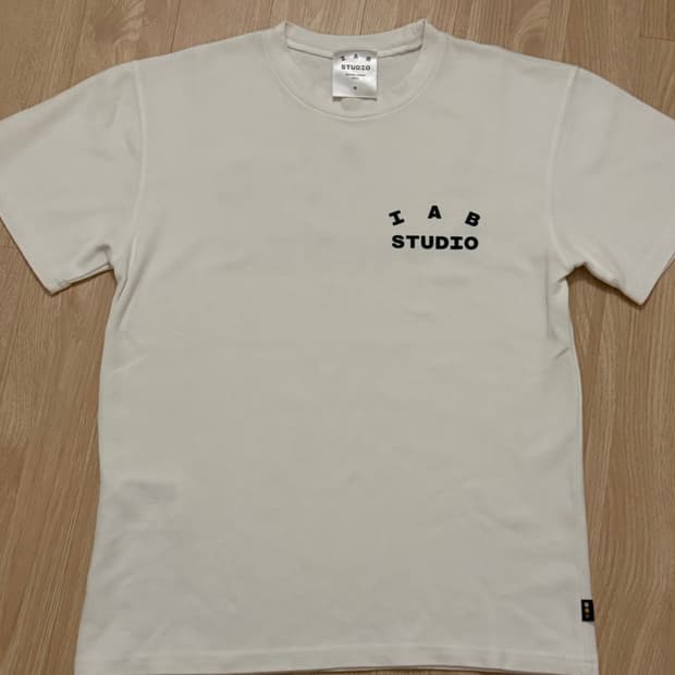 아이앱 스튜디오 반팔 s