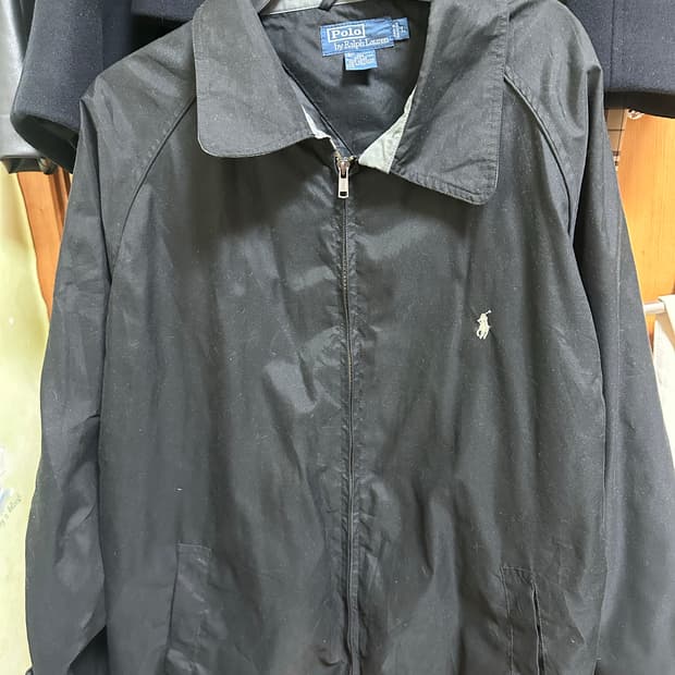 폴로 바람막이