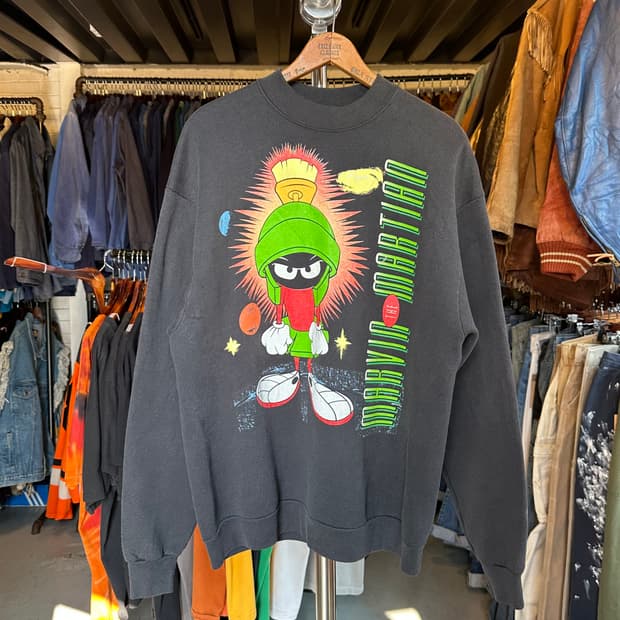 90s 루니툰 화성인 마빈 프린팅 스웻셔츠 made in usa