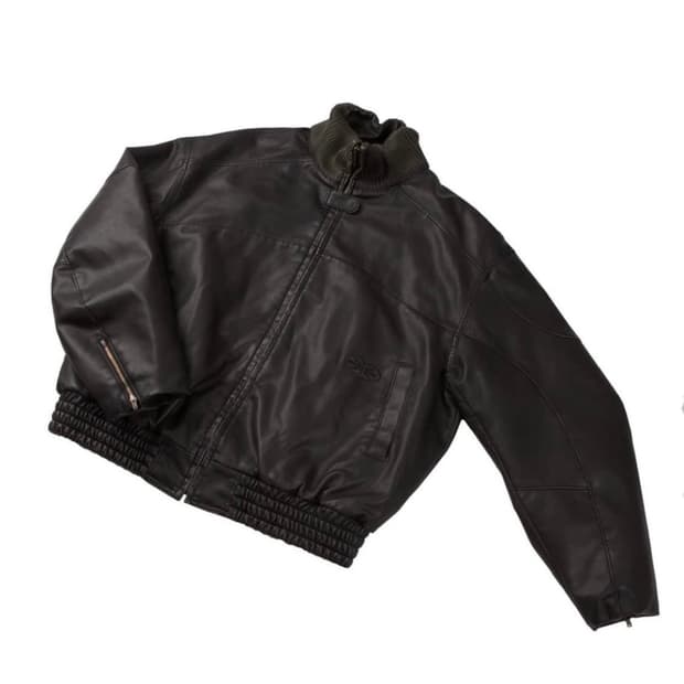 ERTR 빈티지 레더 자켓 구합니다ㅠㅠㅠㅠㅠ