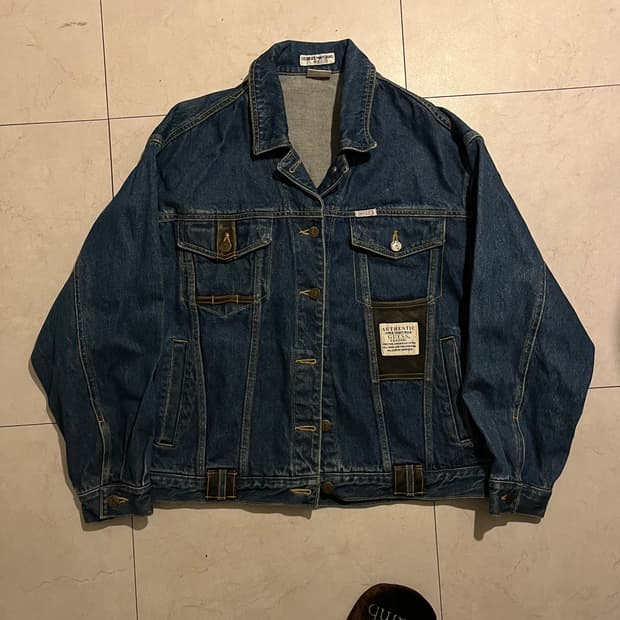 80s Guess 게스 포켓 디테일 데님 자켓