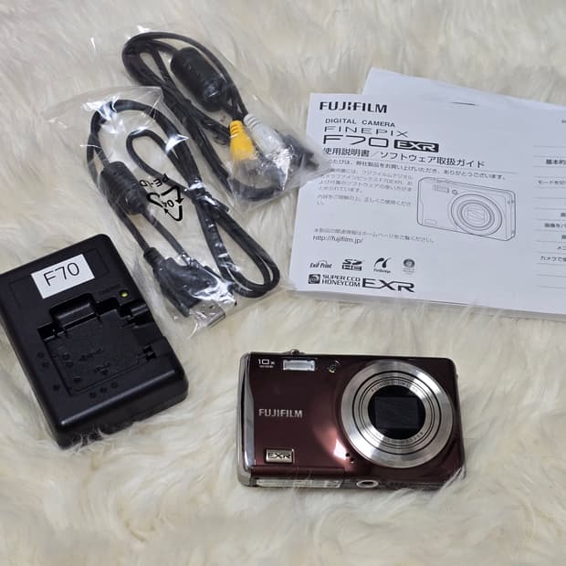 아일릿 원희 디카 후지필름 파인픽스 F70EXR