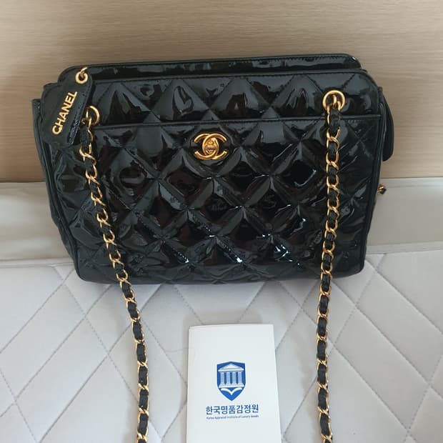 샤넬 빈티지 페이던트 크로스백