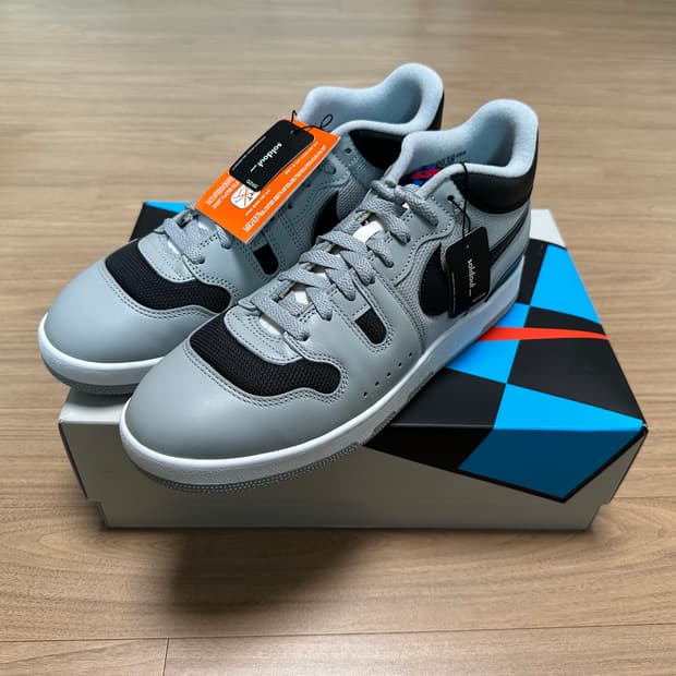 나이키 맥 어택 QS SP 라이트 스모크 그레이 290