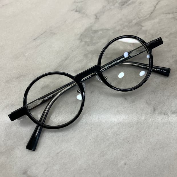 B57 HL 유광 블랙 라운드 뿔테 안경 7671