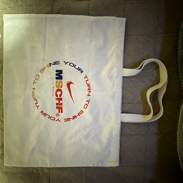 나이키 x 미스치프 MSCHF 한정판 에코백