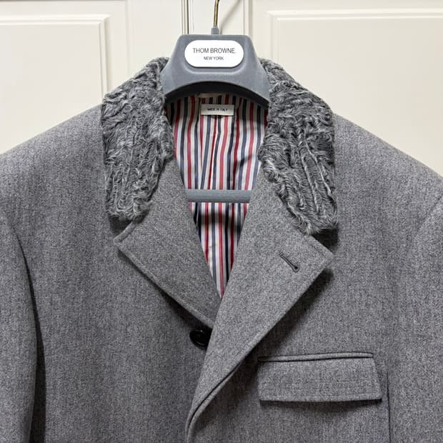 [백화점판] 톰브라운 천연모피 카라 울 코트 1사이즈