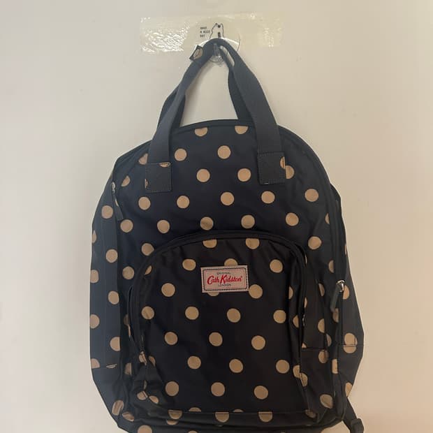 캐스키드슨 땡땡이 백팩 